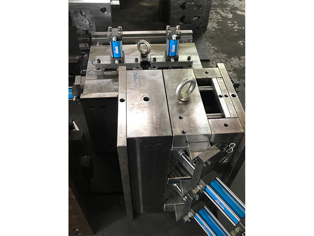 塑膠模具設計製造